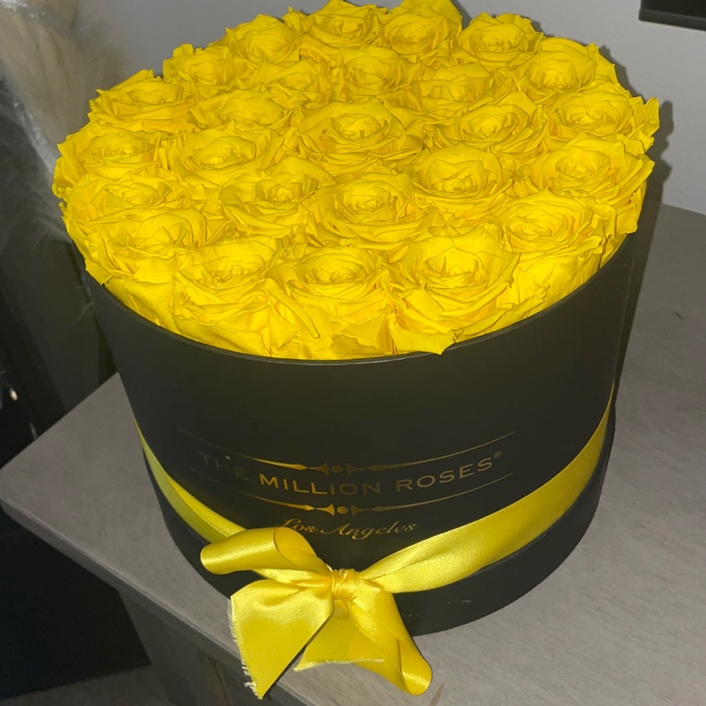 Forever roses ❤️real